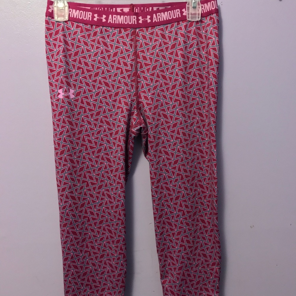 Pink Under Armour Leggings (Knee Length)
